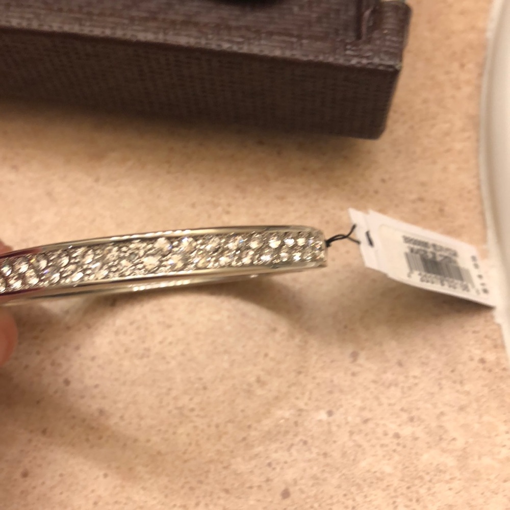 Ladies bangel bracelet